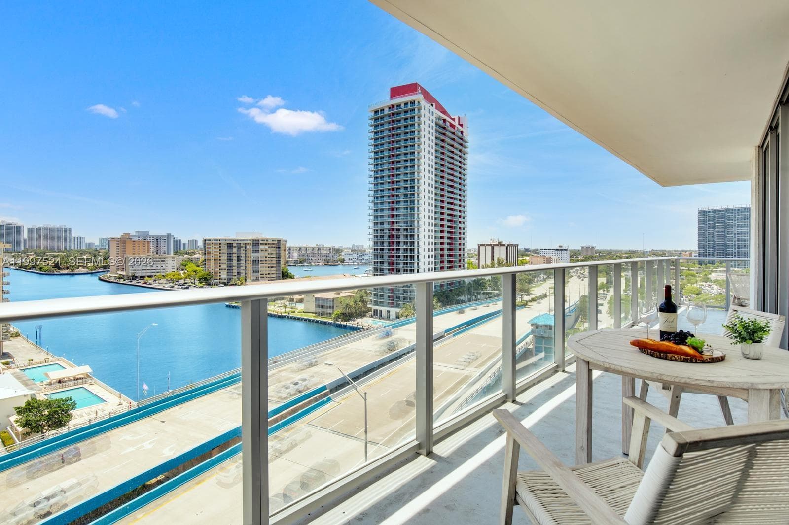 4010 Ocean Dr R708 photo 15