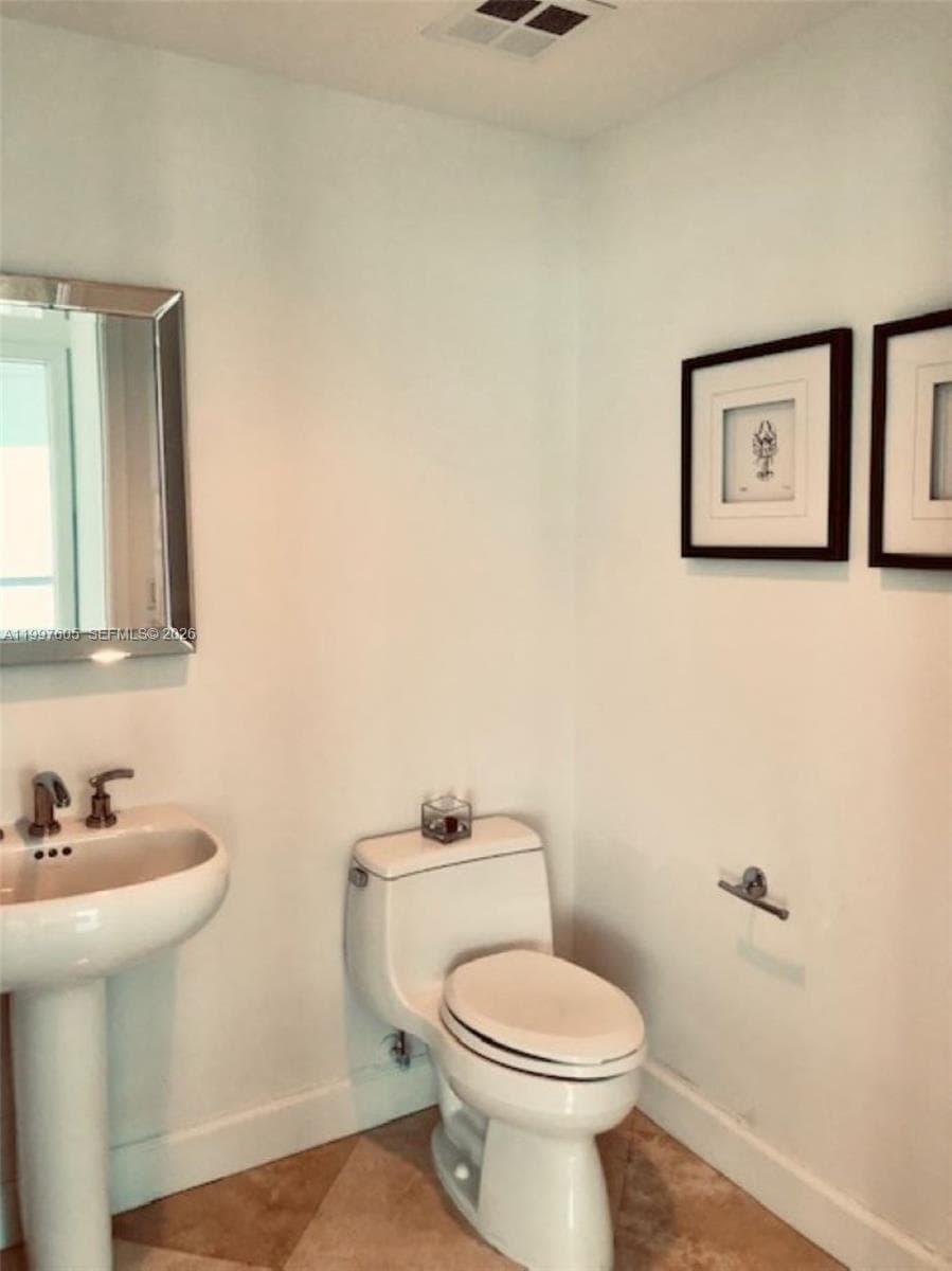3101 S Ocean Dr 2406 photo 8