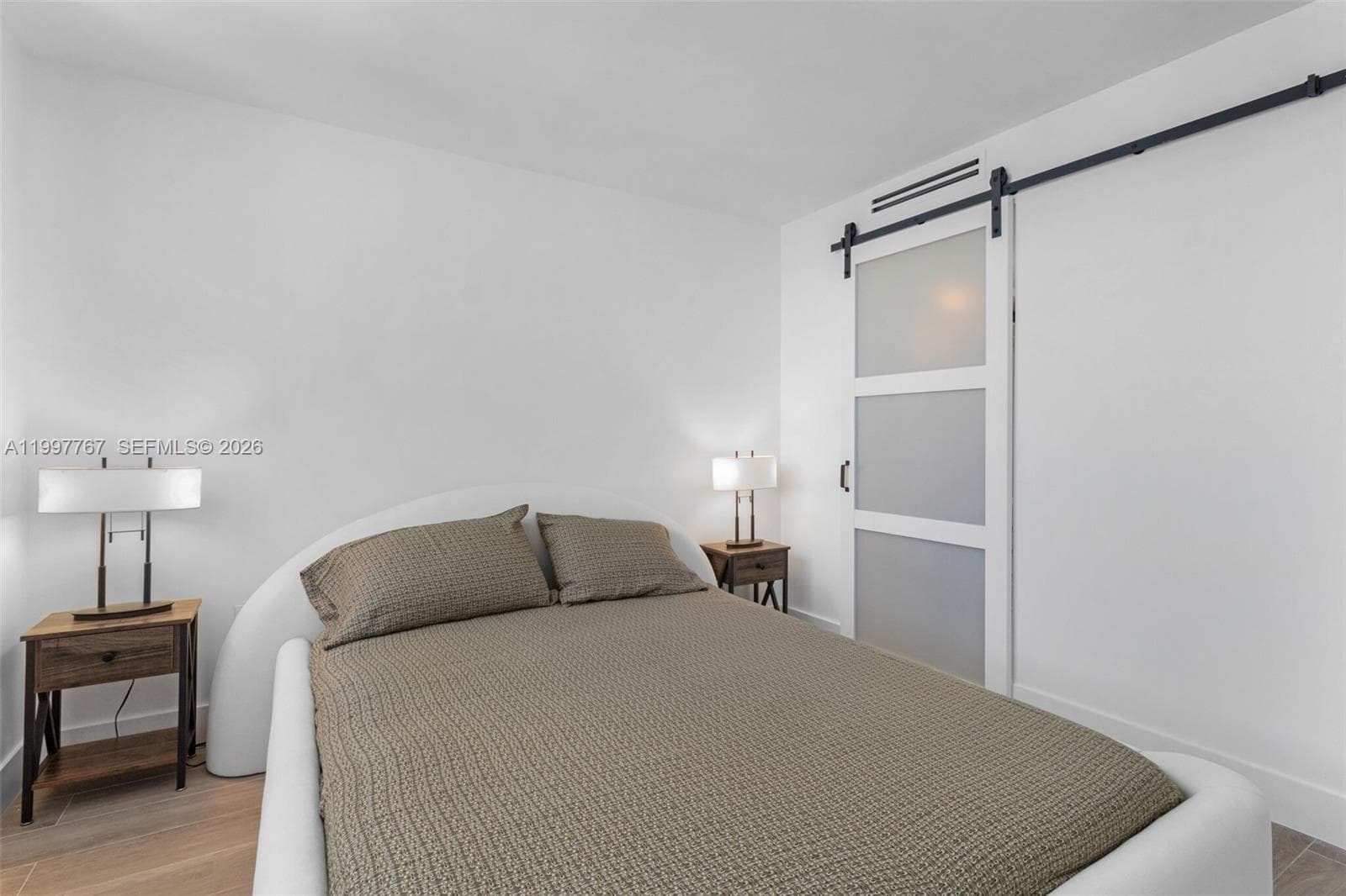 5701 Collins Ave 1707 photo 16