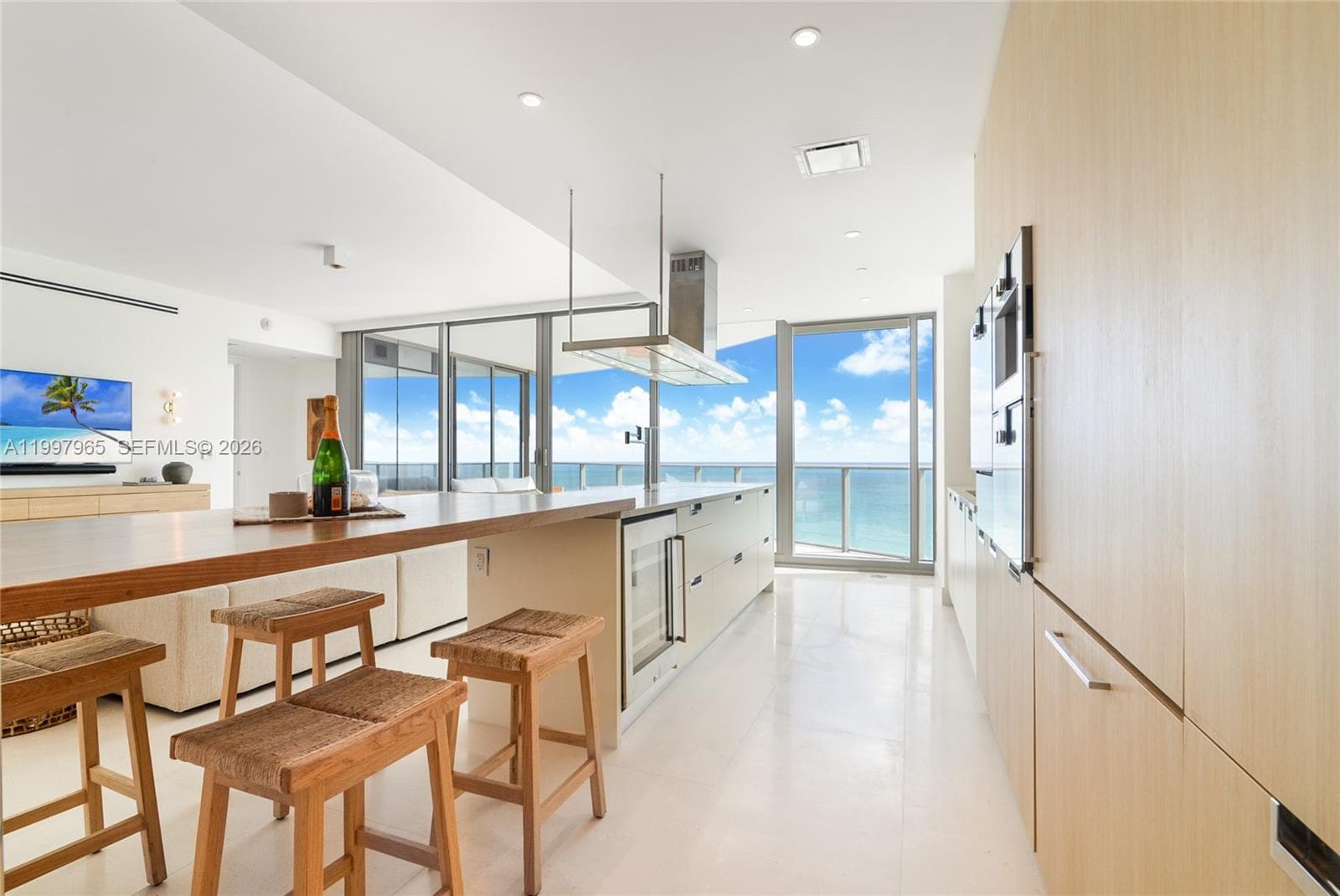 15701 Collins Ave 2302 photo 4