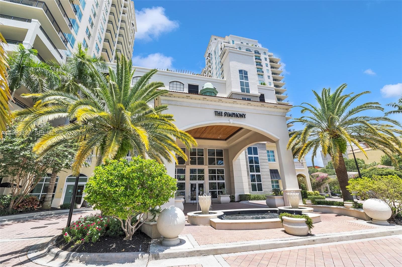 610 W Las Olas Blvd 1121N photo 2