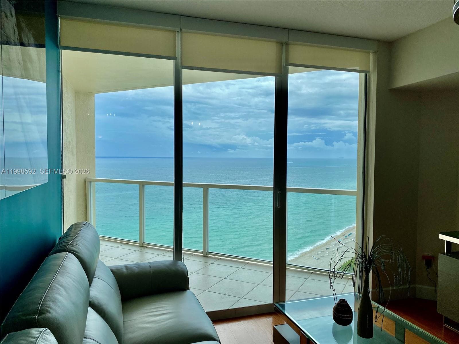 16699 Collins Ave 2510 photo 1