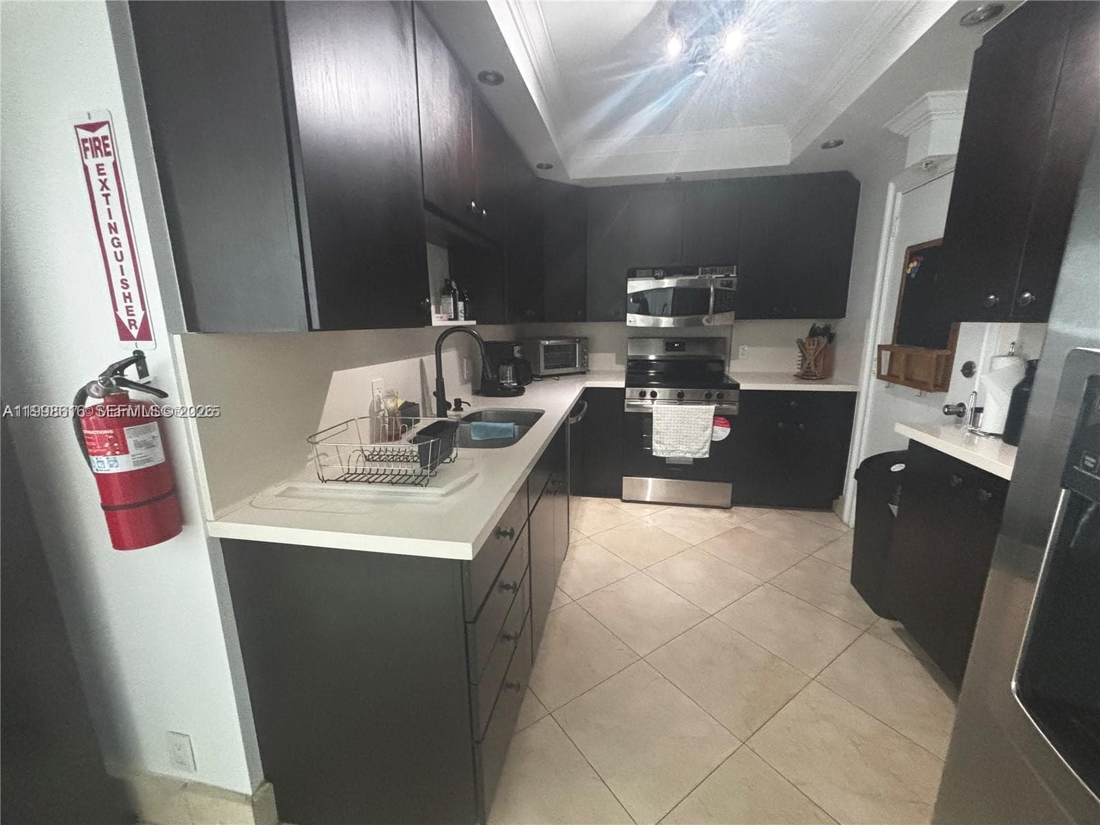 3901 S Ocean Drive 15P photo 19