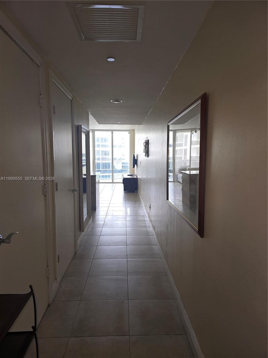 1830 S Ocean Dr 4309 photo 5