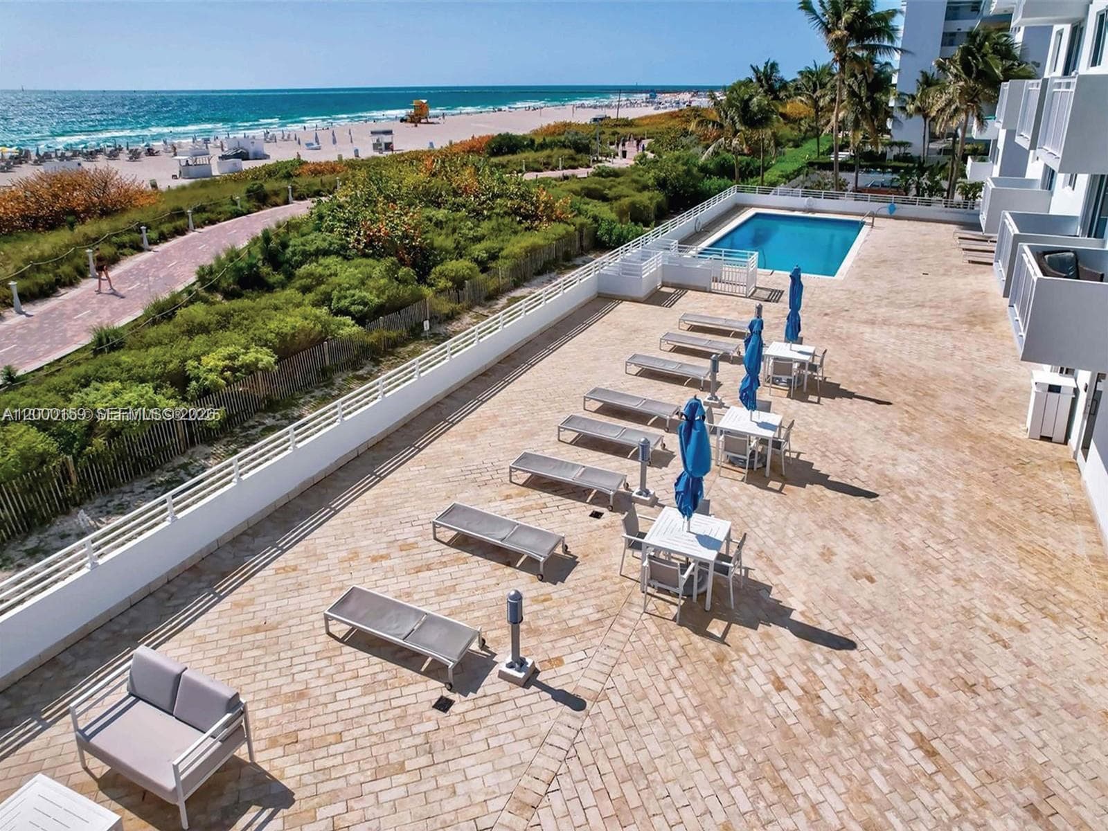 345 Ocean Dr 303 photo 24