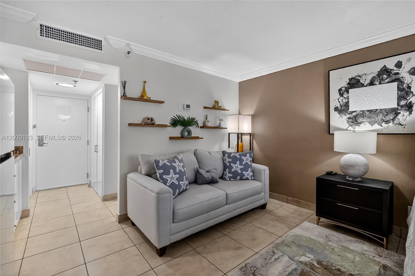 19201 Collins Ave 1123 photo 9