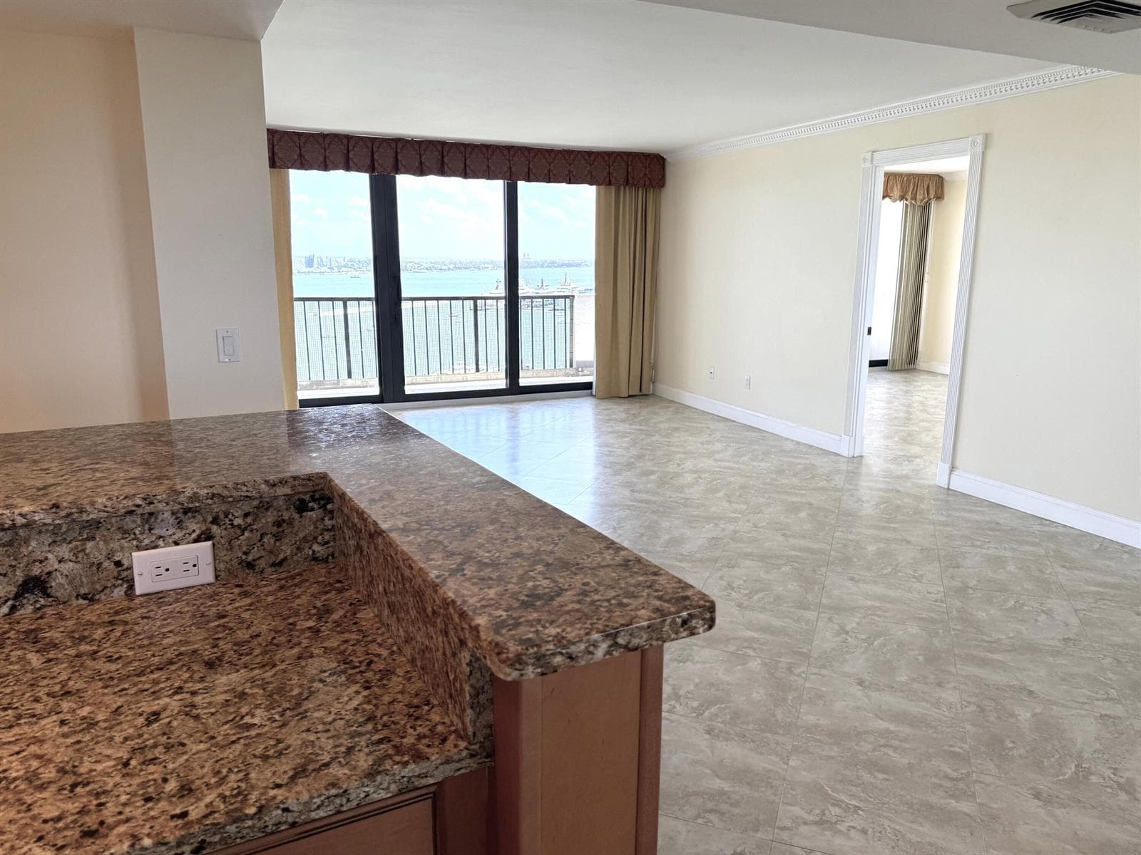 5200 N Flagler Drive 1604 photo 5