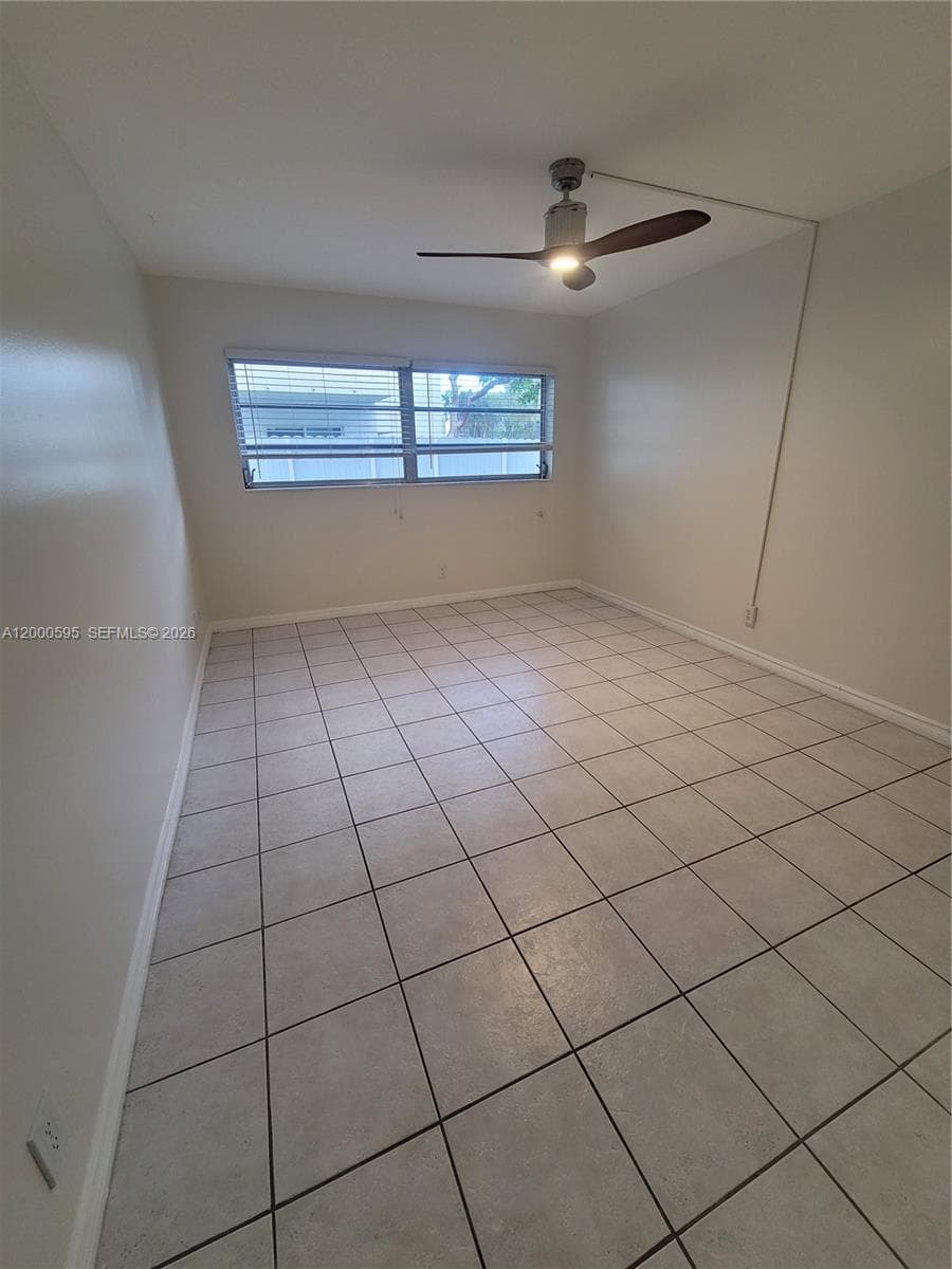 1340 NE 28th Ave 129 photo 15