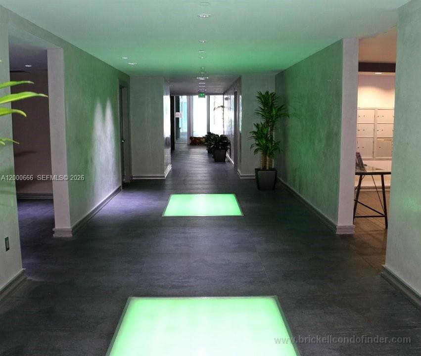 90 SW 3rd St 3505 photo 21