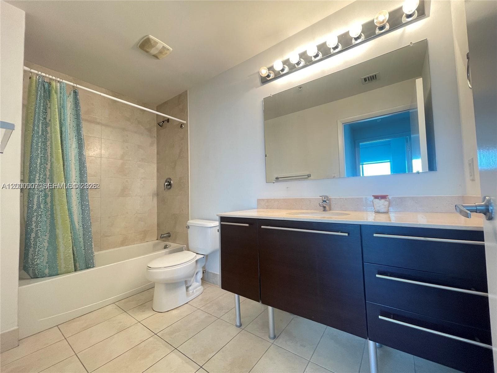 1900 N Bayshore Dr 3311 photo 6