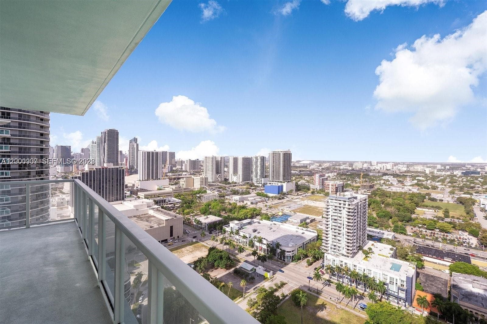 1900 N Bayshore Dr 3311 photo 9