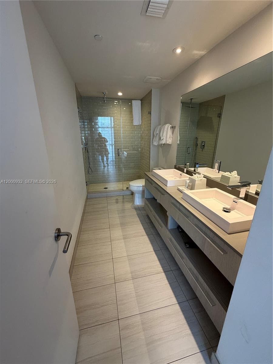 4010 Ocean Dr R804 photo 14