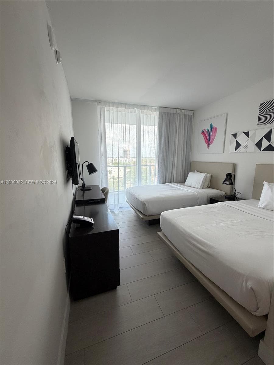 4010 Ocean Dr R804 photo 19