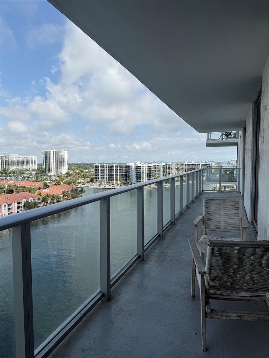 4010 Ocean Dr R804 photo 25