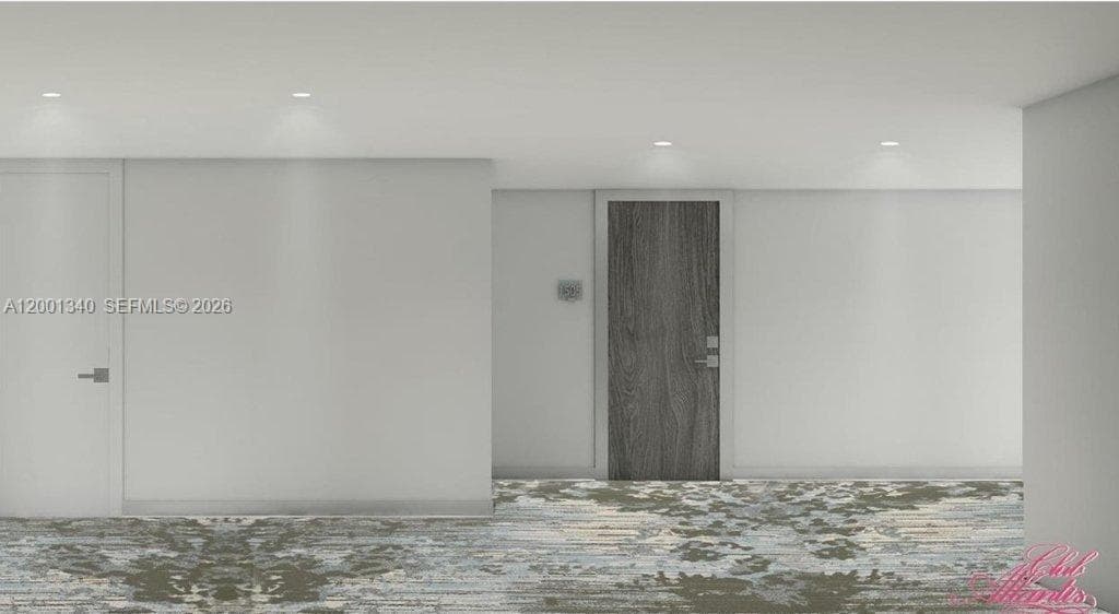 2555 Collins Ave 711 photo 11