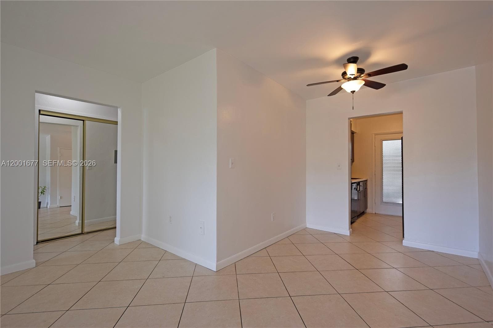 2250 Bay Dr 4 photo 5