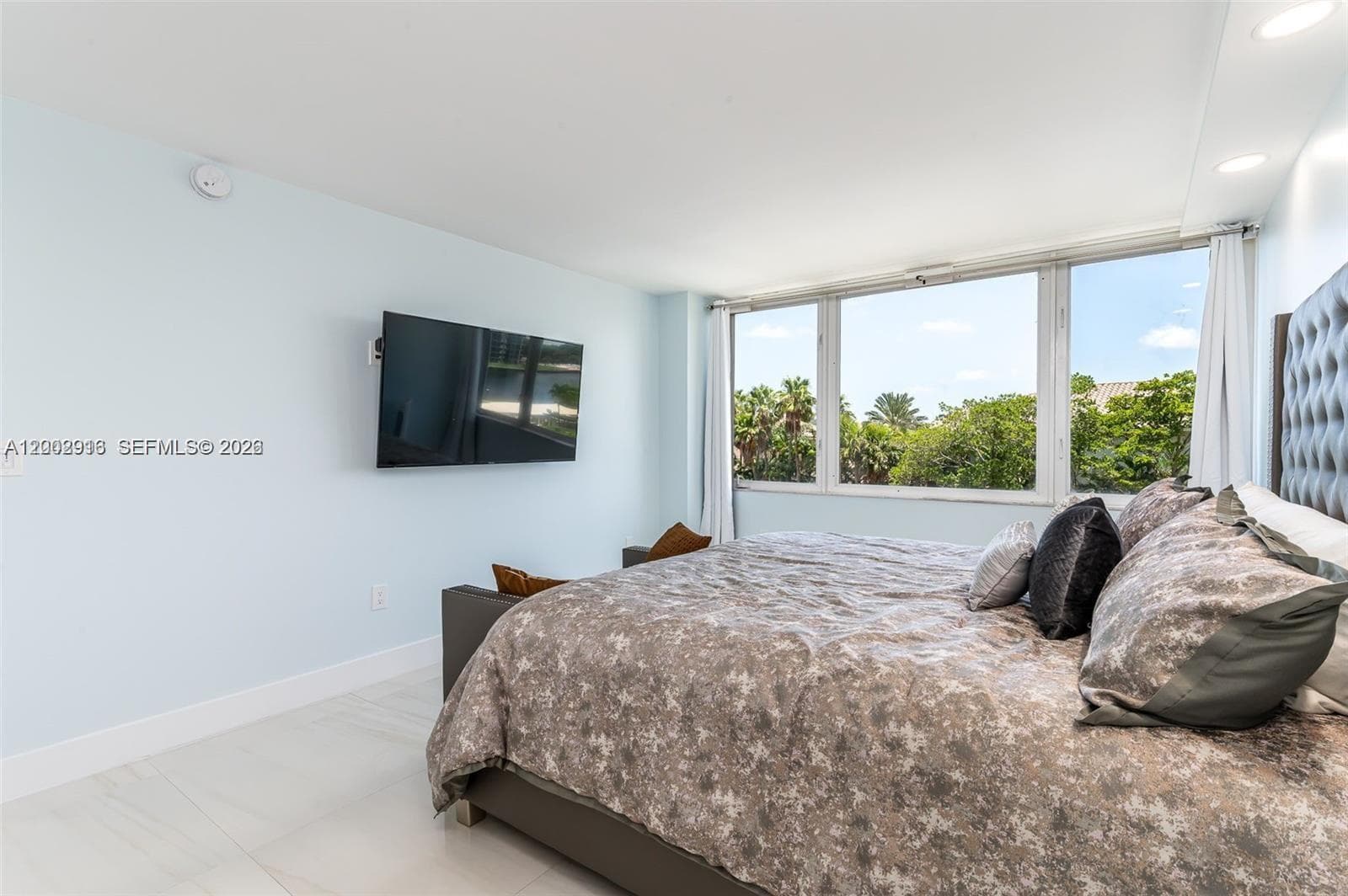 3912 Ocean Blvd 306 photo 8