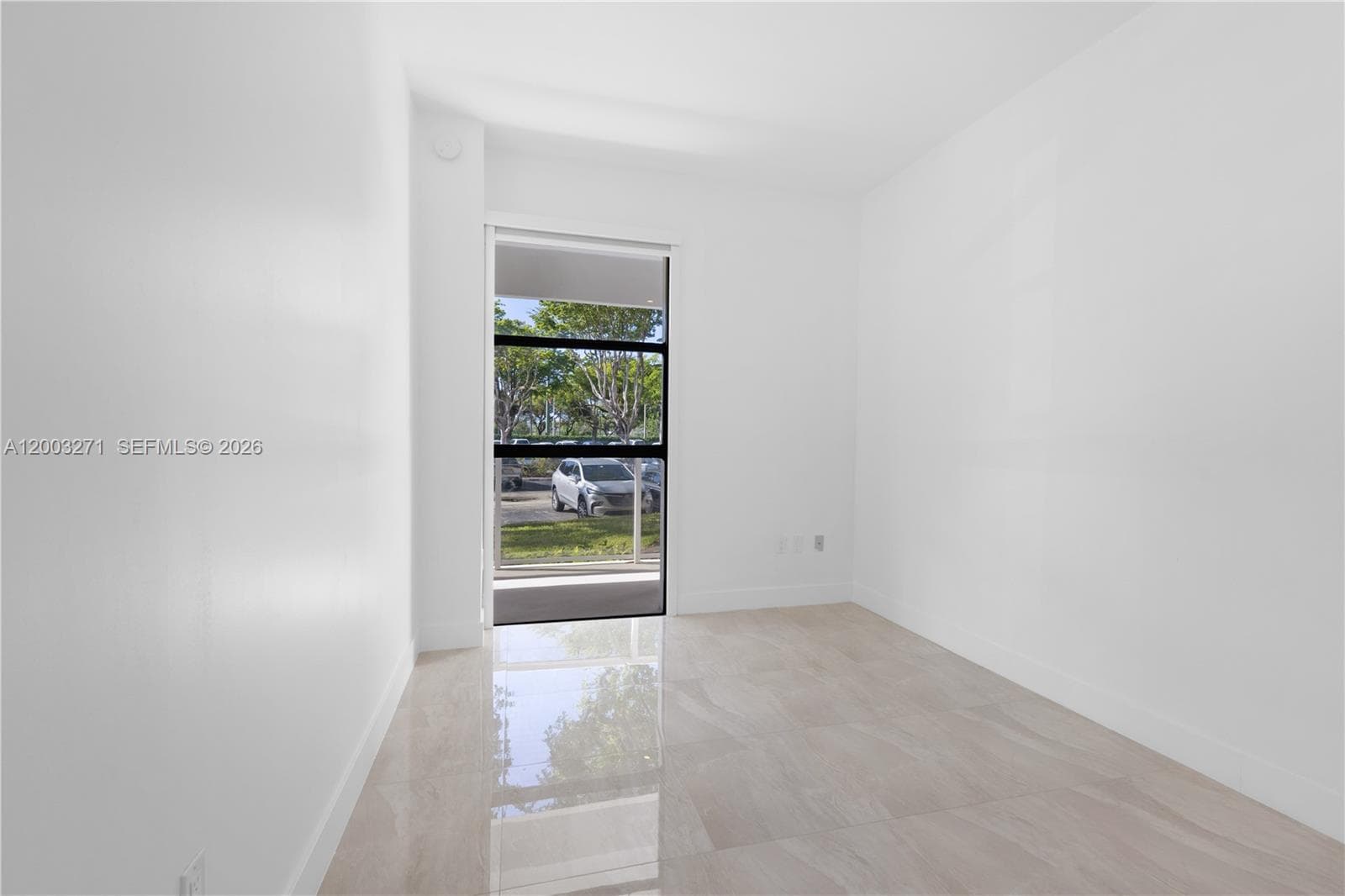 3731 N Country Club Dr 124 photo 15