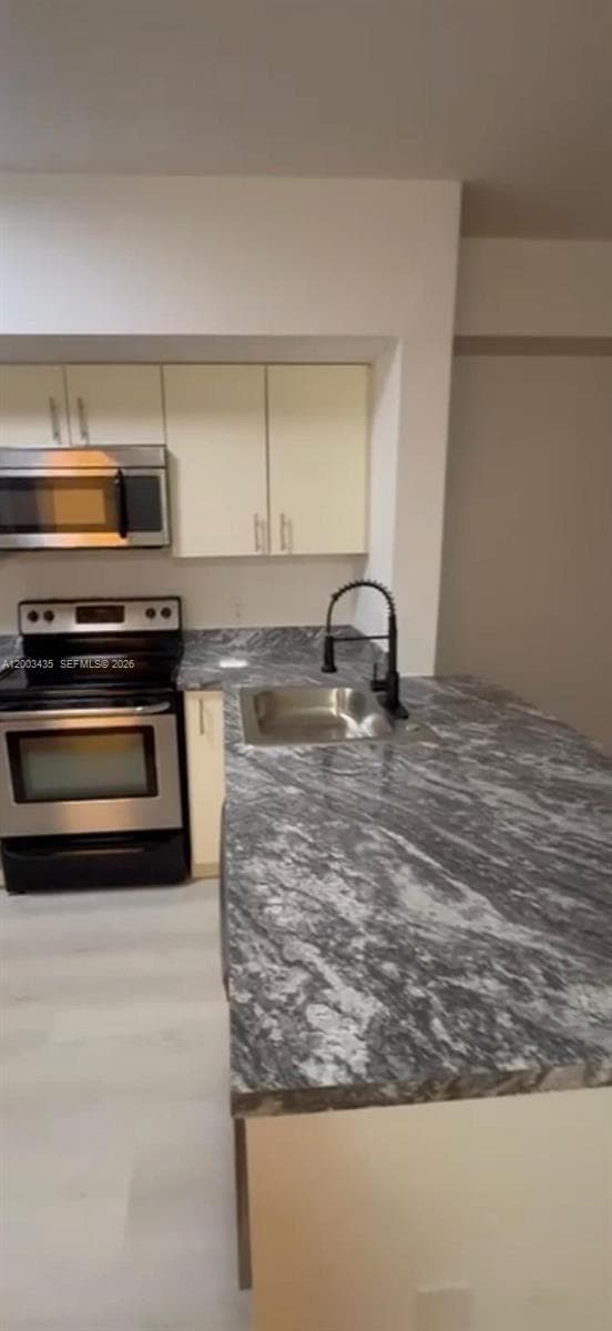 5077 NW 7th St 1107 photo 13