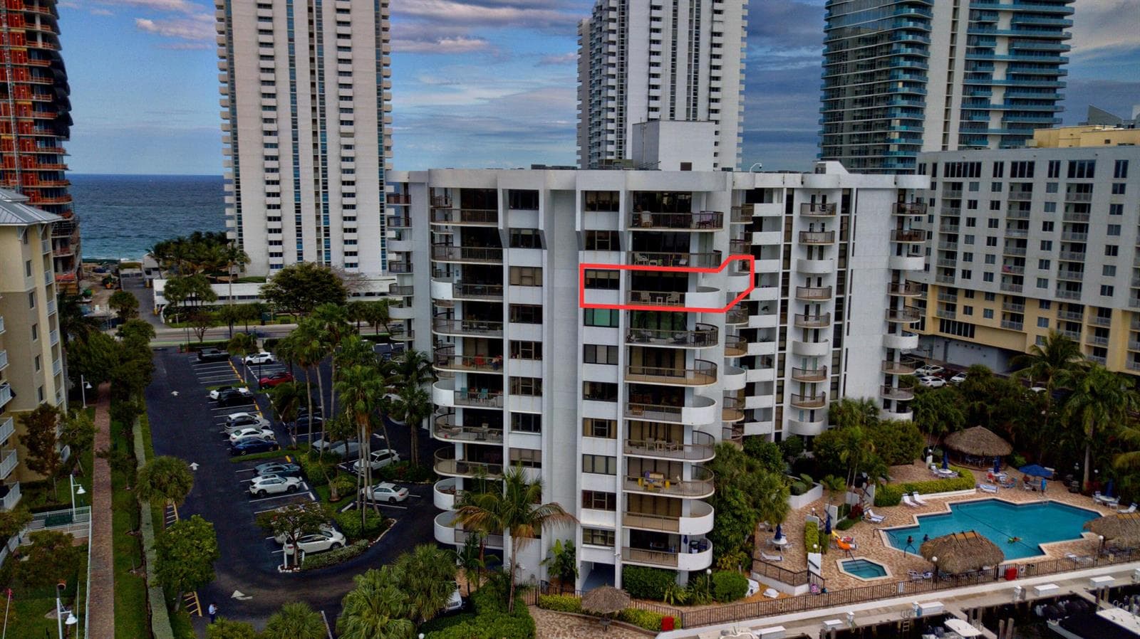 1361 South Ocean 808 photo 5