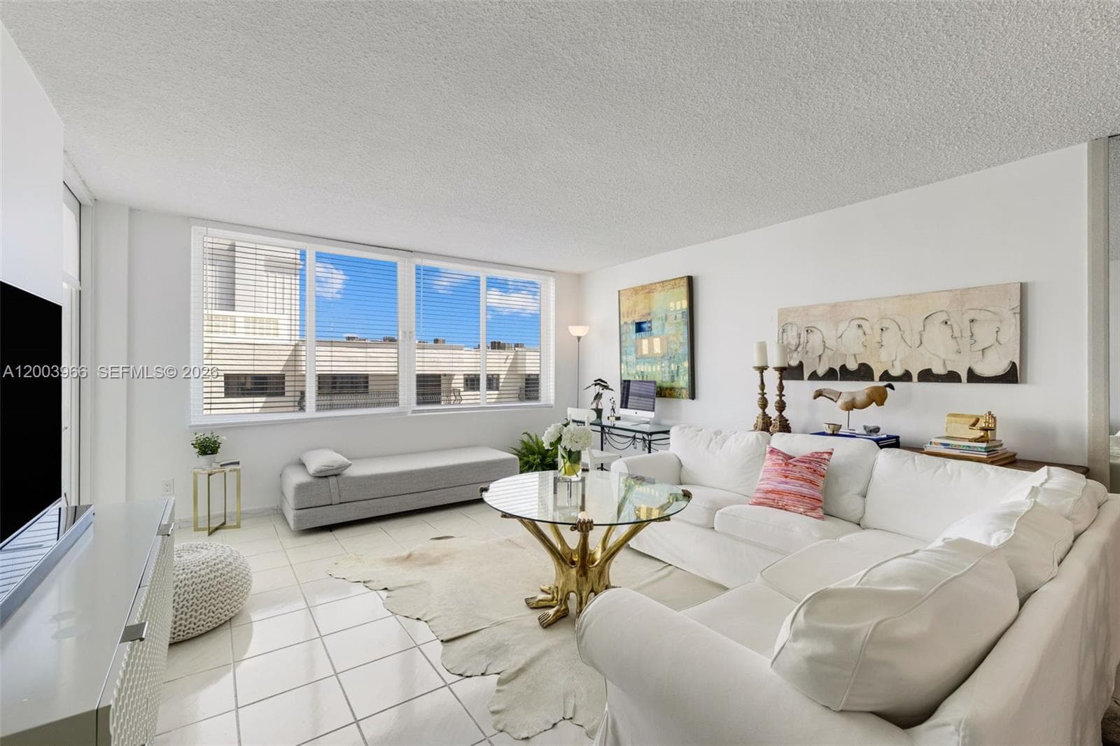 5401 Collins Ave 611 photo 2
