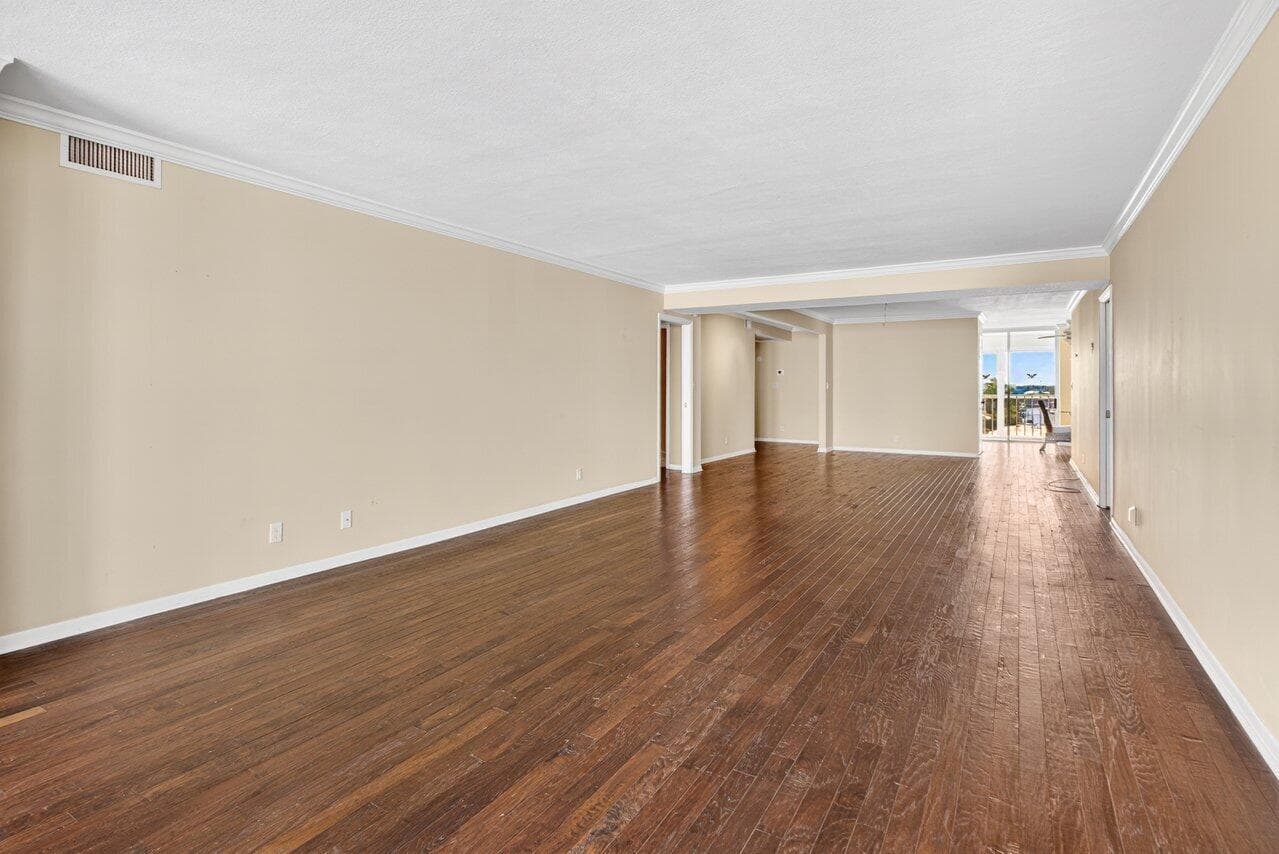 2000 S Ocean Boulevard 403 photo 9
