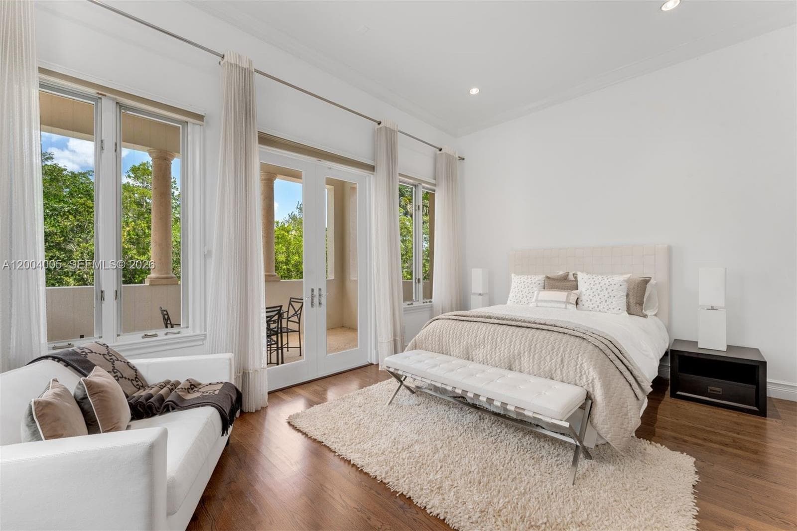 255 Cocoplum Rd photo 22
