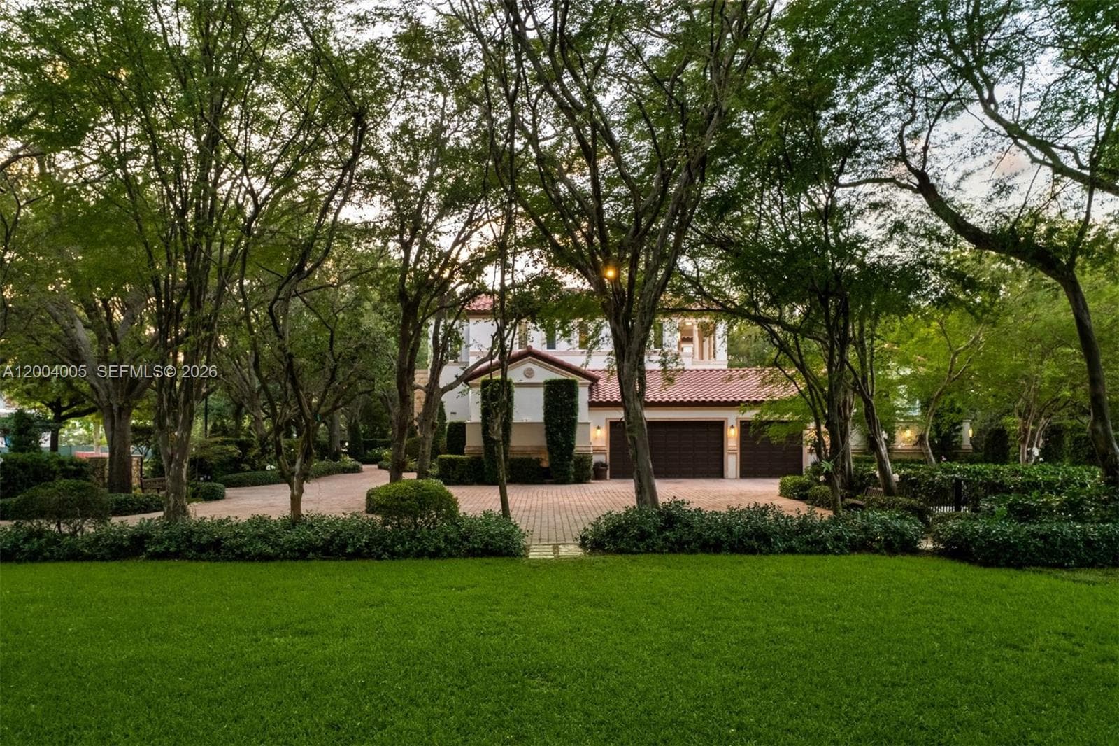 255 Cocoplum Rd photo 11