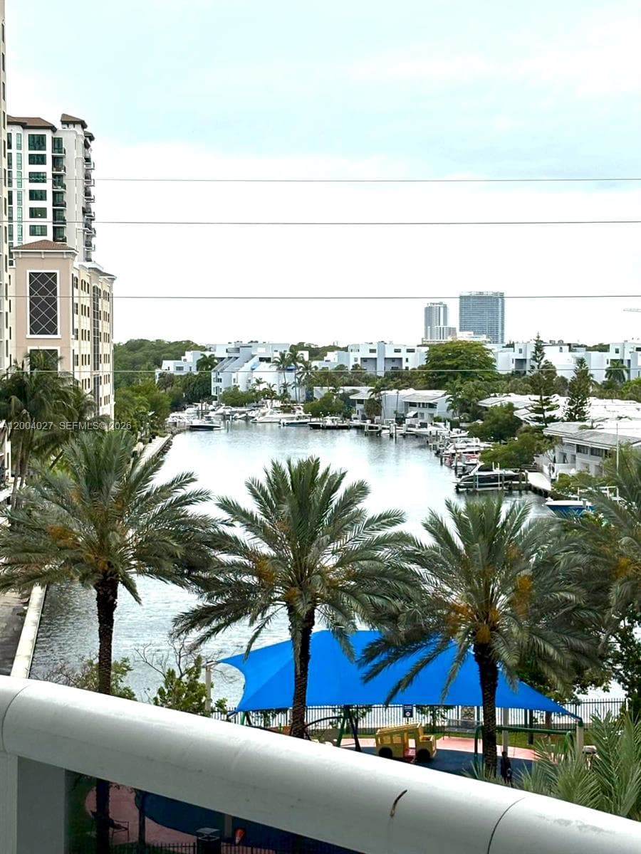 16001 Collins Ave 406 photo 15