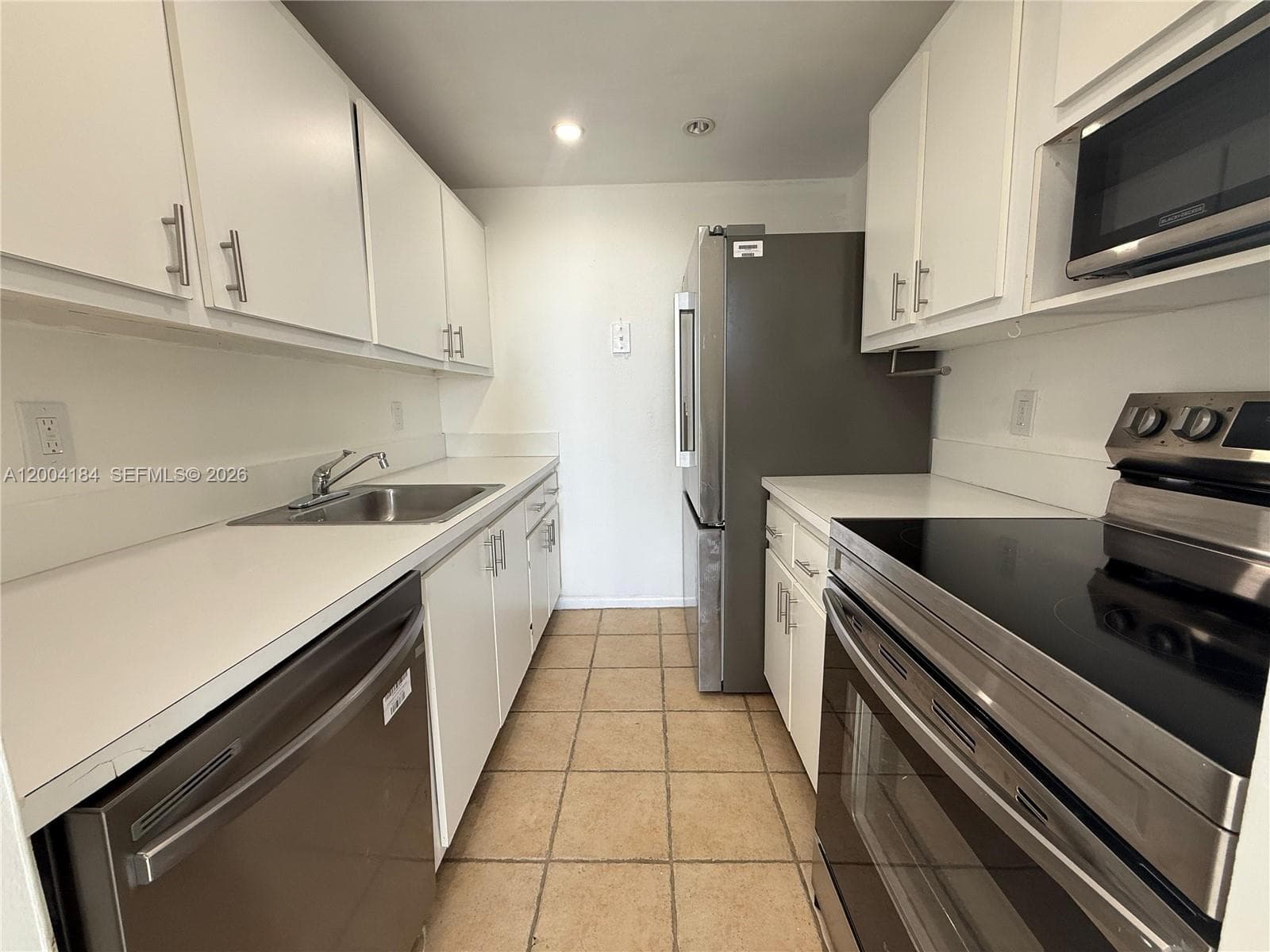 2350 NE 135th St 1207 photo 6