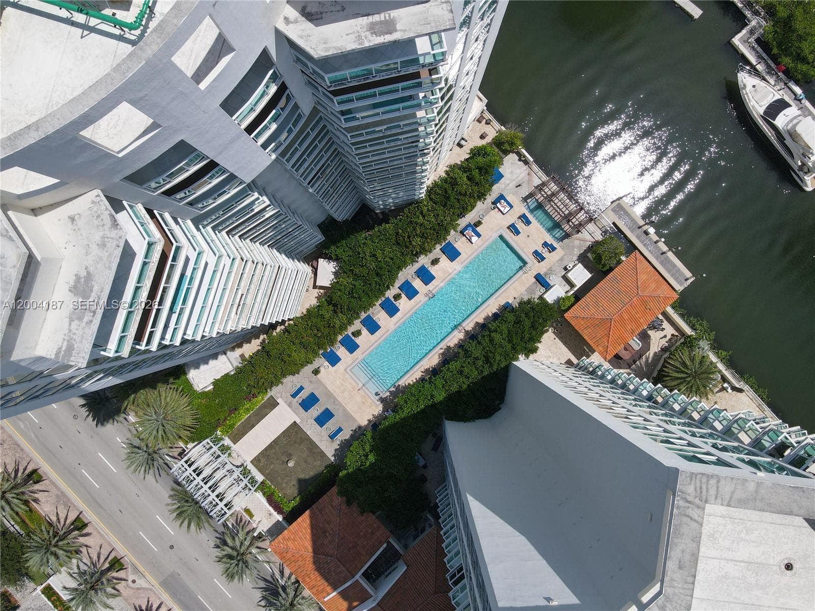 150 Sunny Isles Blvd 1-1603 photo 1