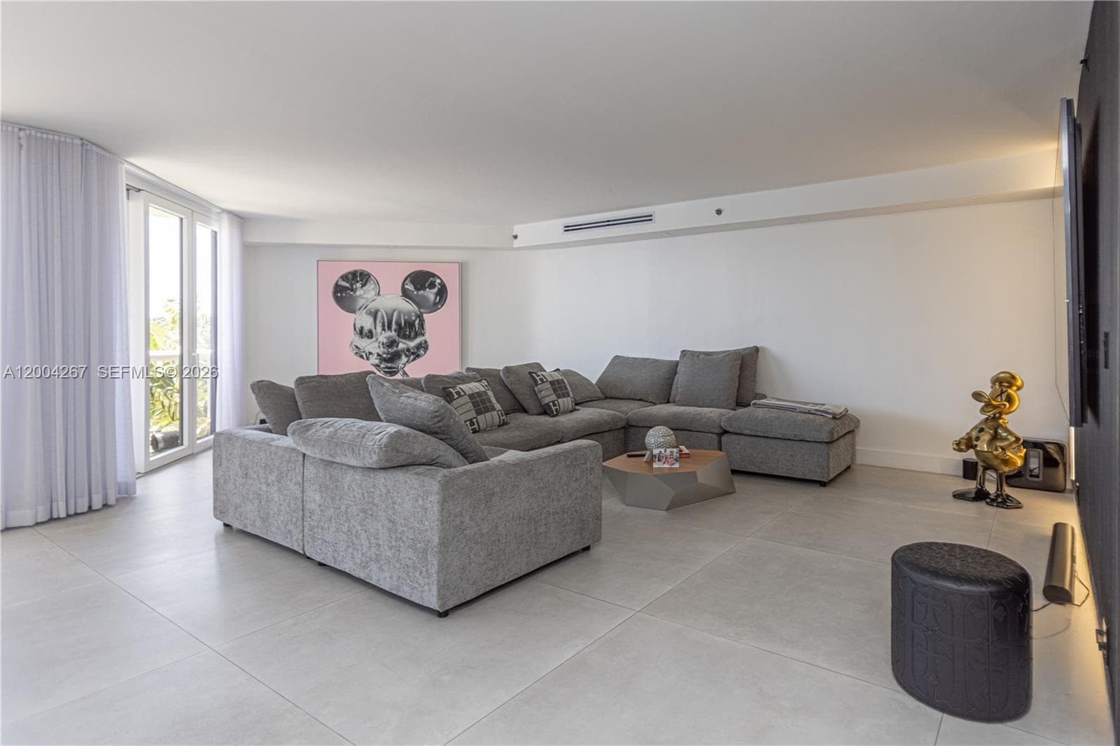 20191 E Country Club Dr TH9 photo 2