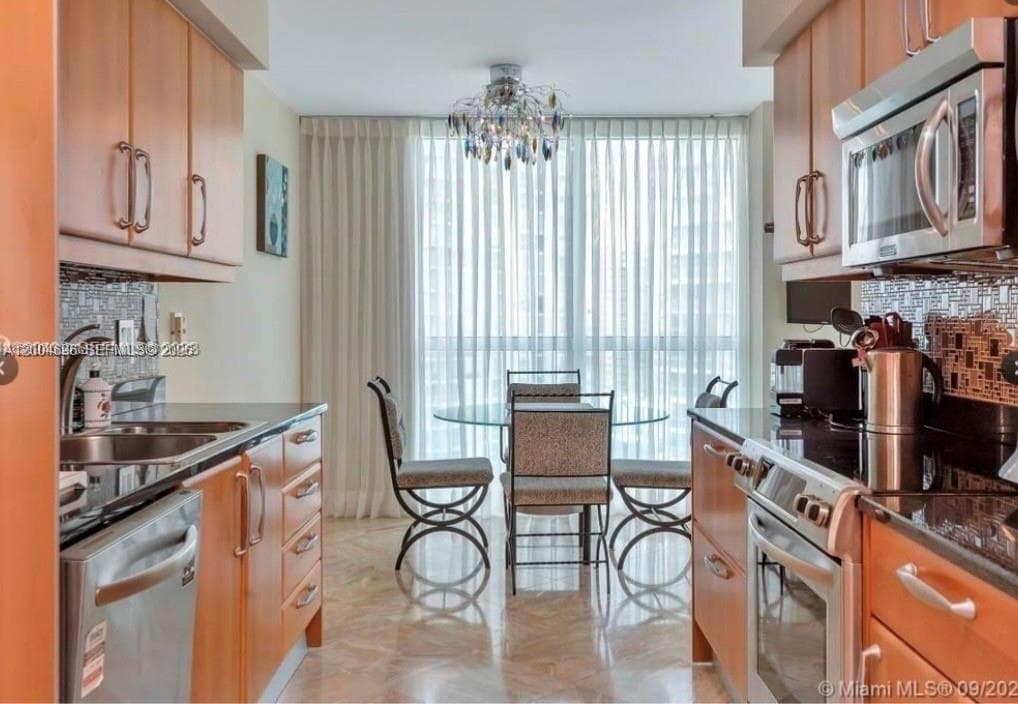 16500 Collins Ave 1551 photo 8