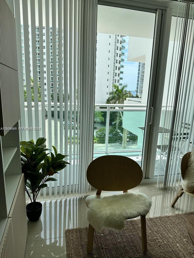 3000 S Ocean Dr 414 photo 16