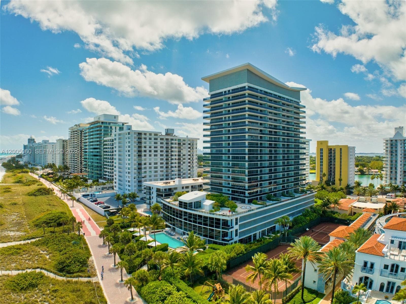 5875 Collins Ave 604 photo 17