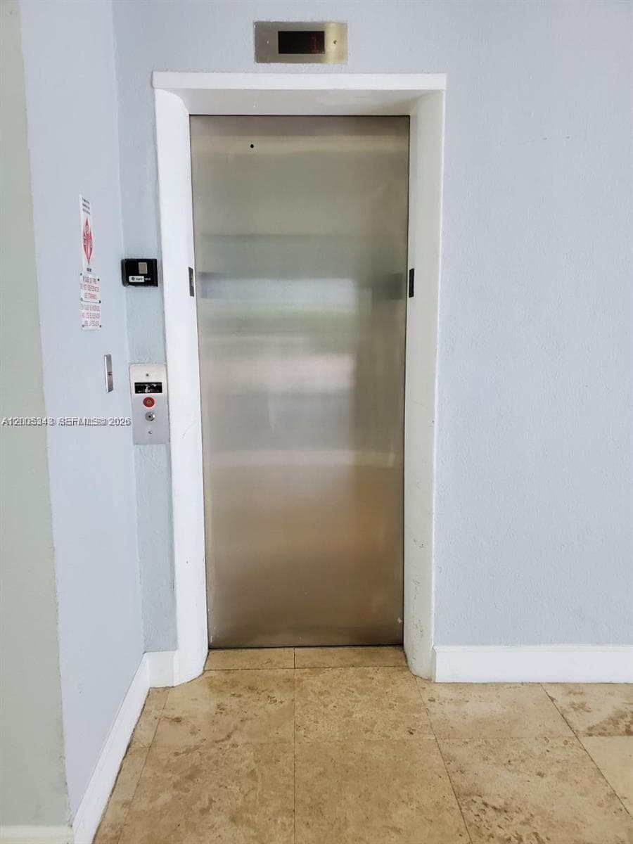 1185 Marseille Dr 209 photo 12