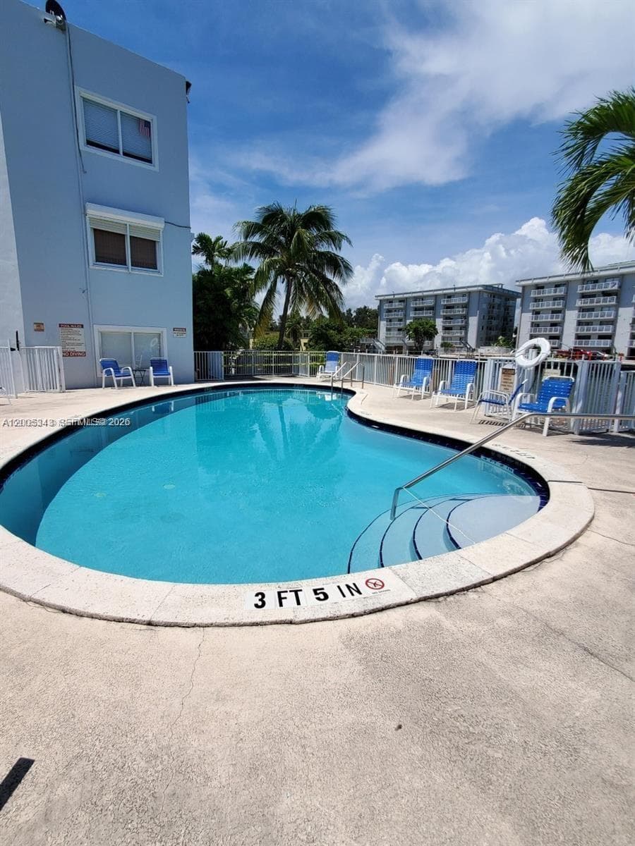 1185 Marseille Dr 209 photo 19