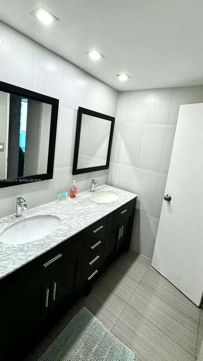 4001 S Ocean Dr PH3 photo 6