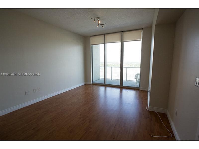 3470 E Coast Ave H1503 photo 4