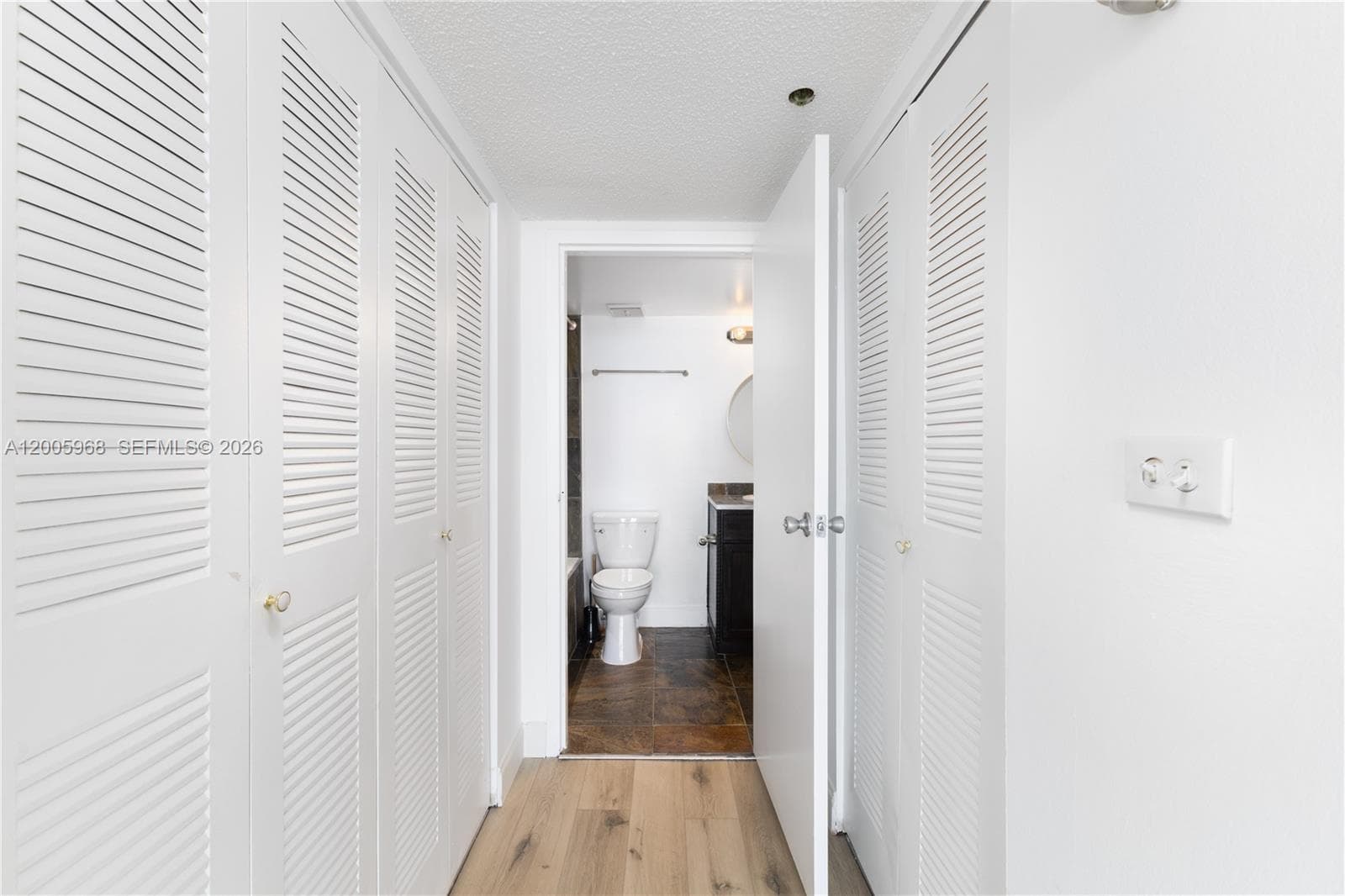 7601 E Treasure Dr 1621 photo 23