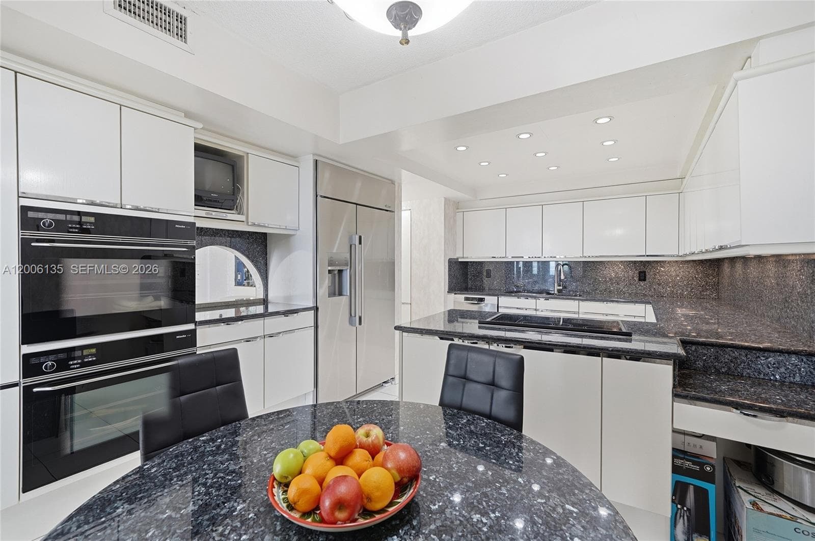 9801 Collins Ave 14D photo 20