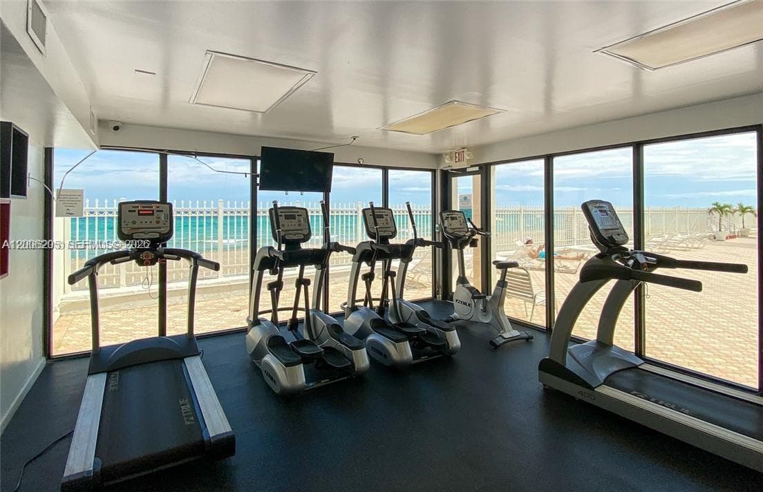 3505 S Ocean Dr 719 photo 17