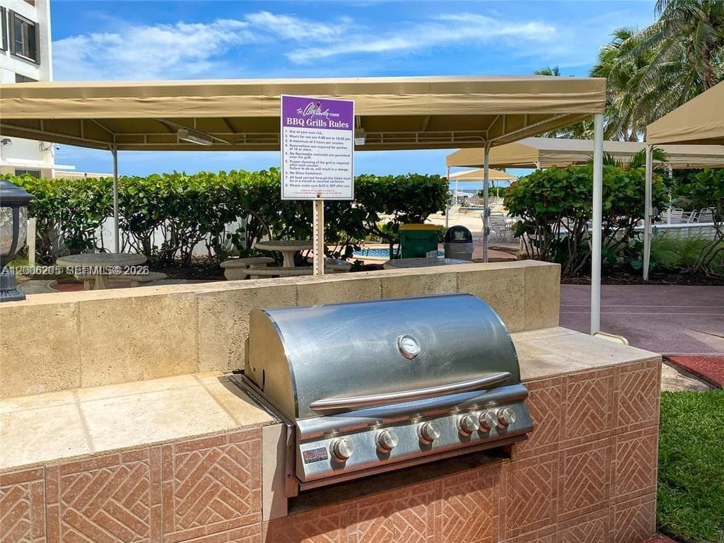 3505 S Ocean Dr 719 photo 16