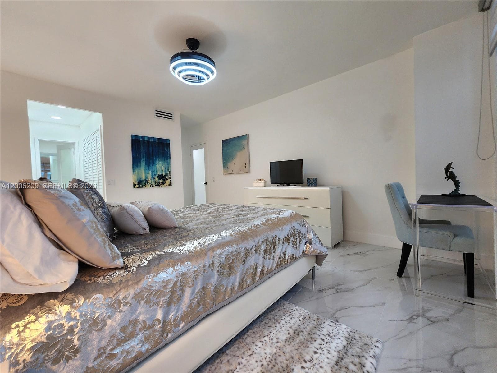 3505 S Ocean Dr 719 photo 8