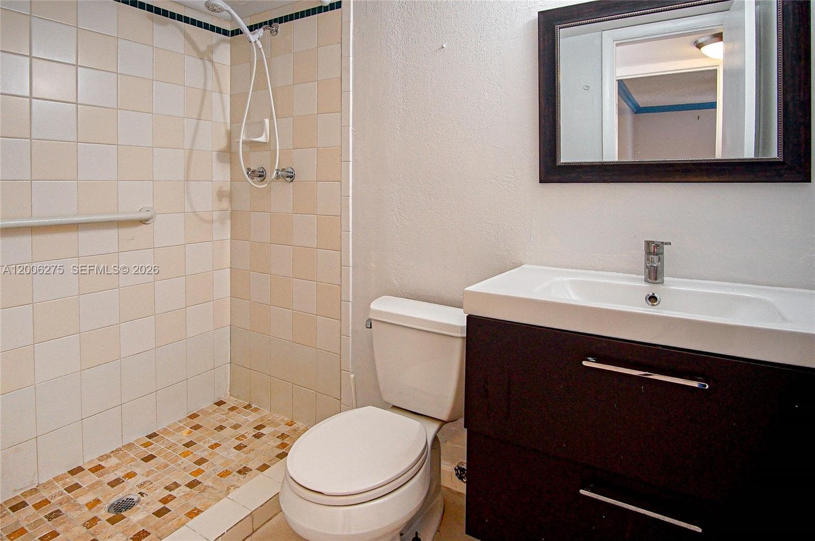 3522 NE 171st St 308 photo 20