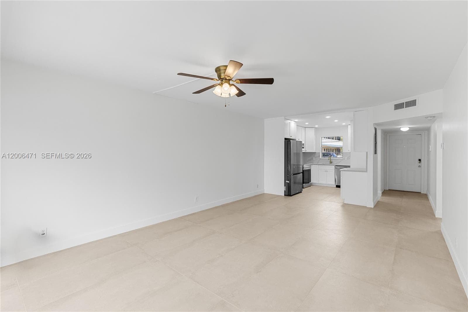 1400 NE 57th Ct 102 photo 13