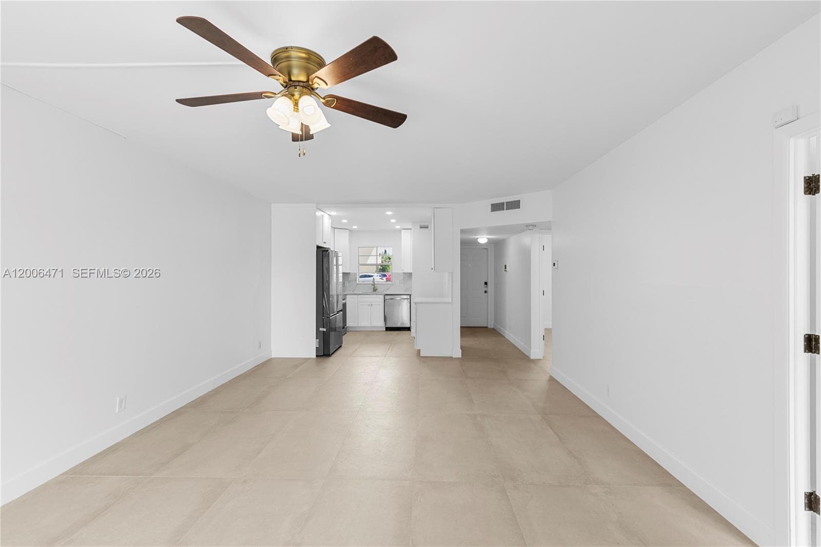 1400 NE 57th Ct 102 photo 12