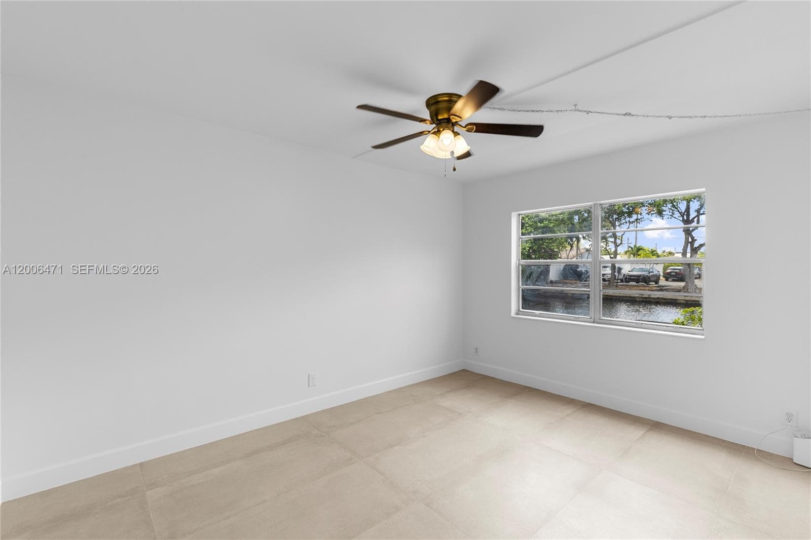 1400 NE 57th Ct 102 photo 14