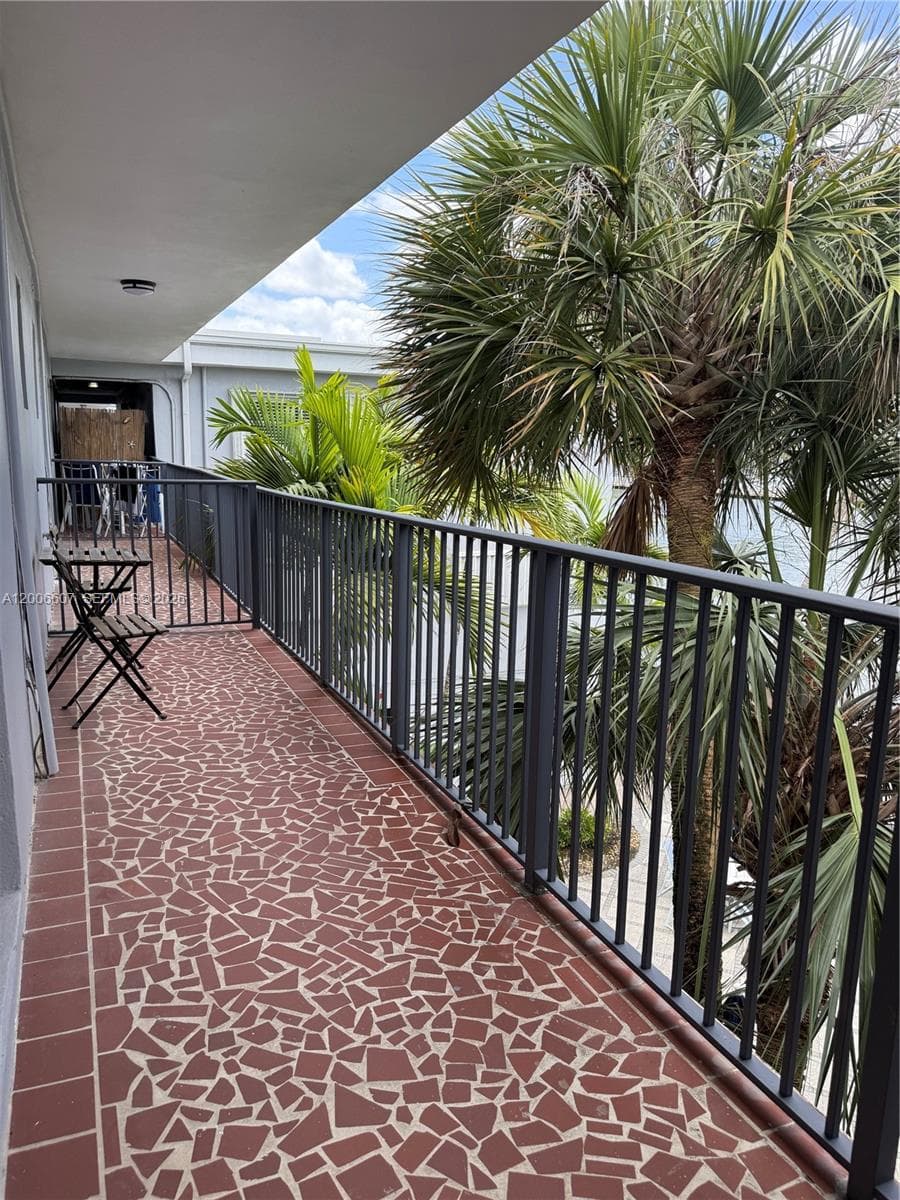 2600 S Ocean Dr S306 photo 12
