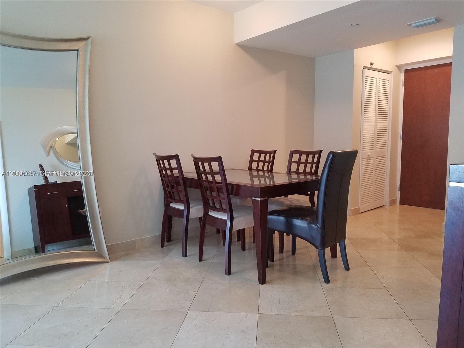 6365 Collins Ave 910 photo 4